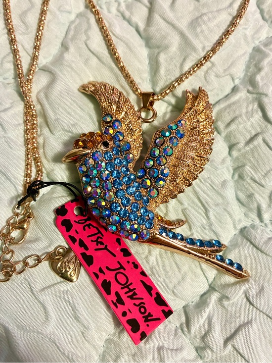 Betsey Johnson Jewelry - Betsey Johnson Bird Pendant with Blue Iridescent Crystals New